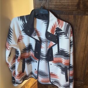 Women's Aztec Patterned Jacket